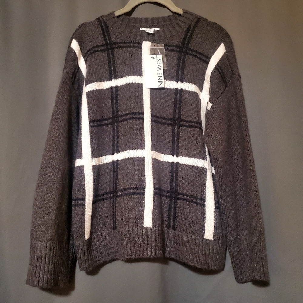 Nine West Gray Pullover Sweater Size Medium NWT